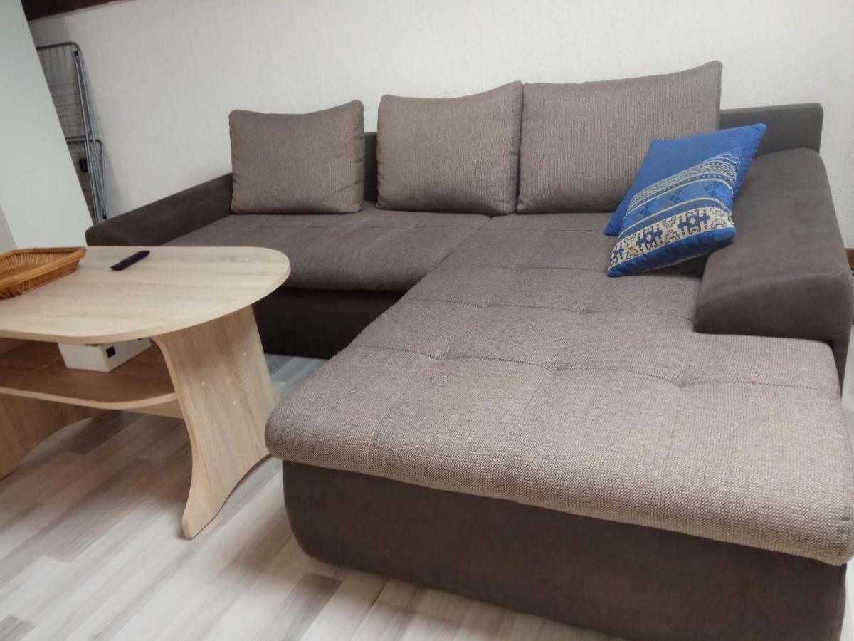 Apartman Slava Tisno Eksteriør bilde