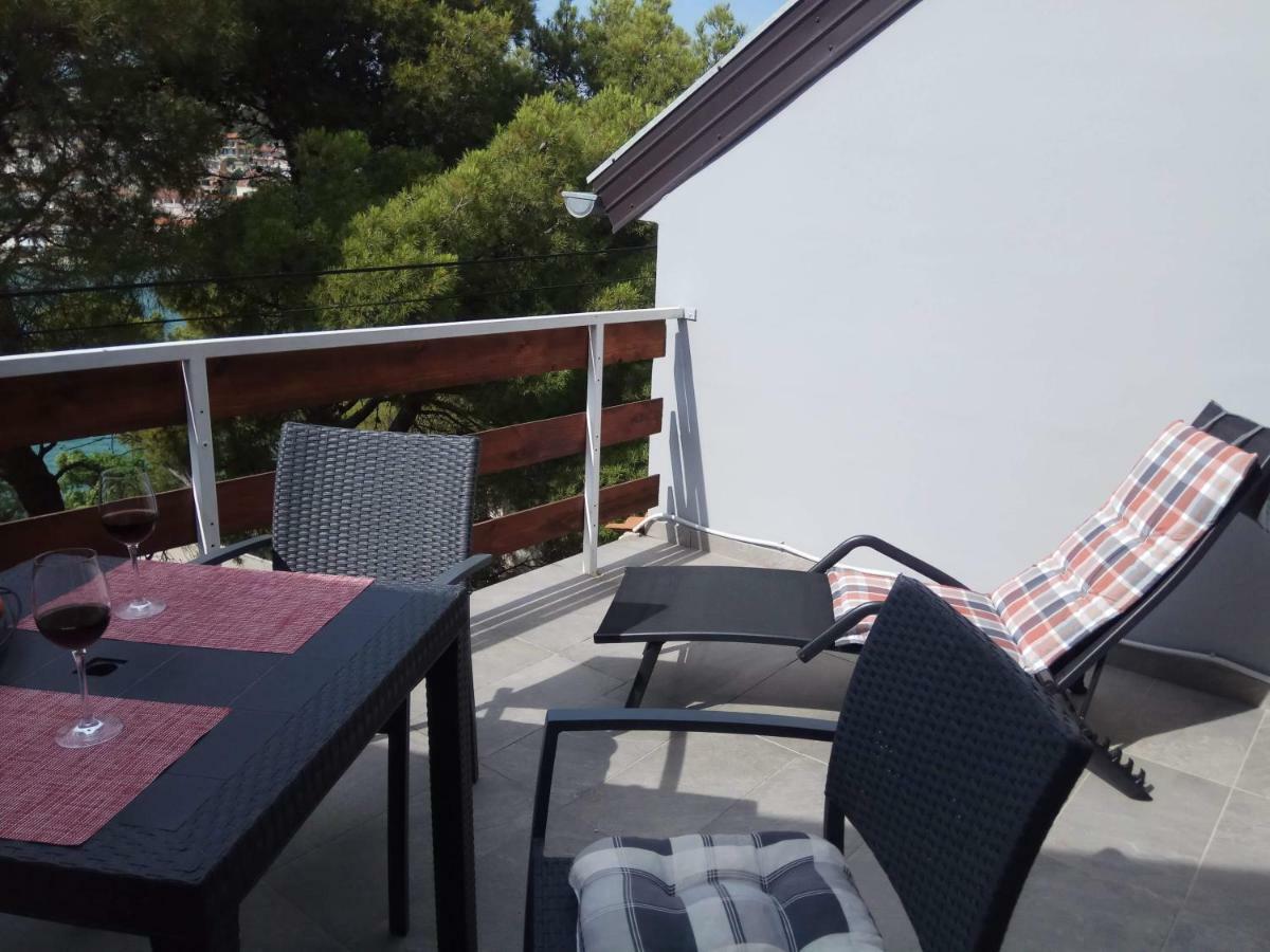 Apartman Slava Tisno Eksteriør bilde